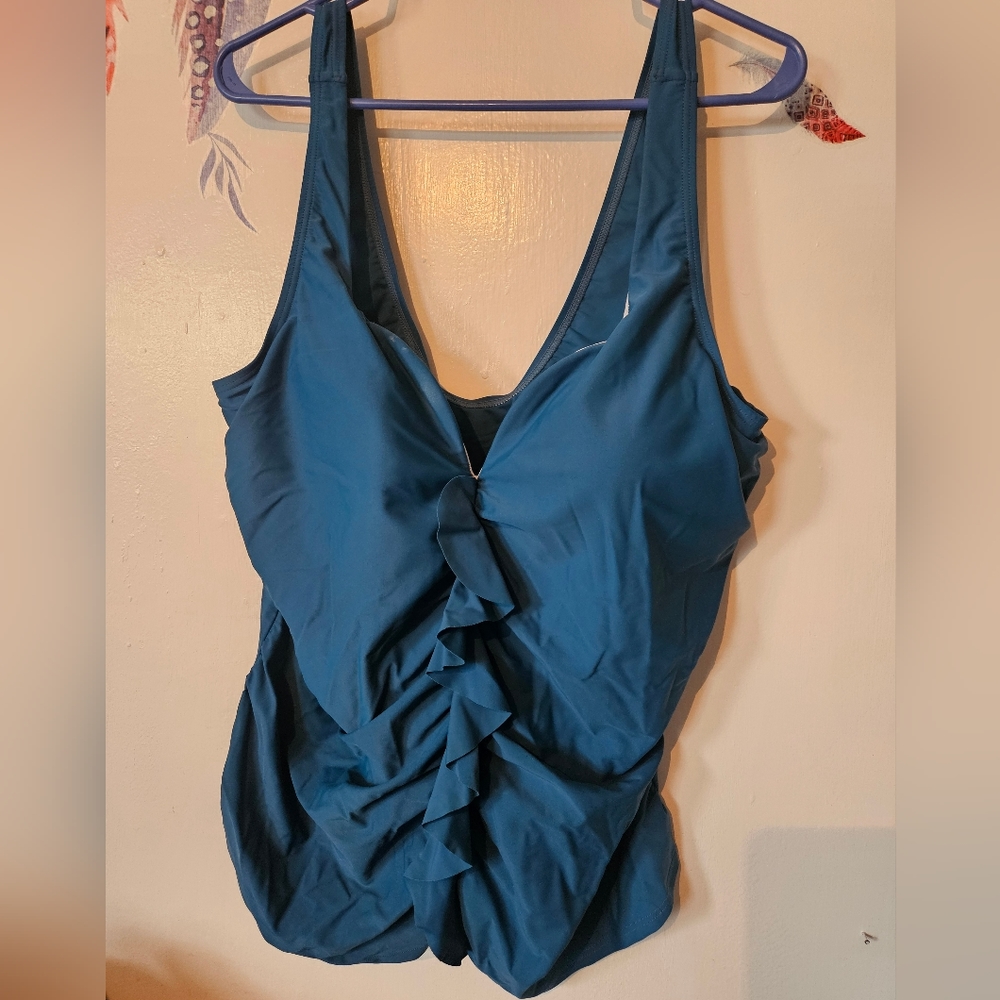 Sun and Sea tankini top
